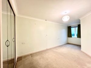 Bedroom- click for photo gallery